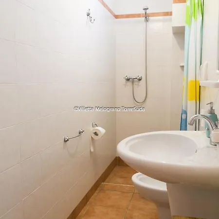 Tatil Evi Melograno Con Patio 6pax, 200m Dal Mare